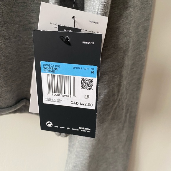 NWT Nike long sleeve Cropped - Picture 6 of 9